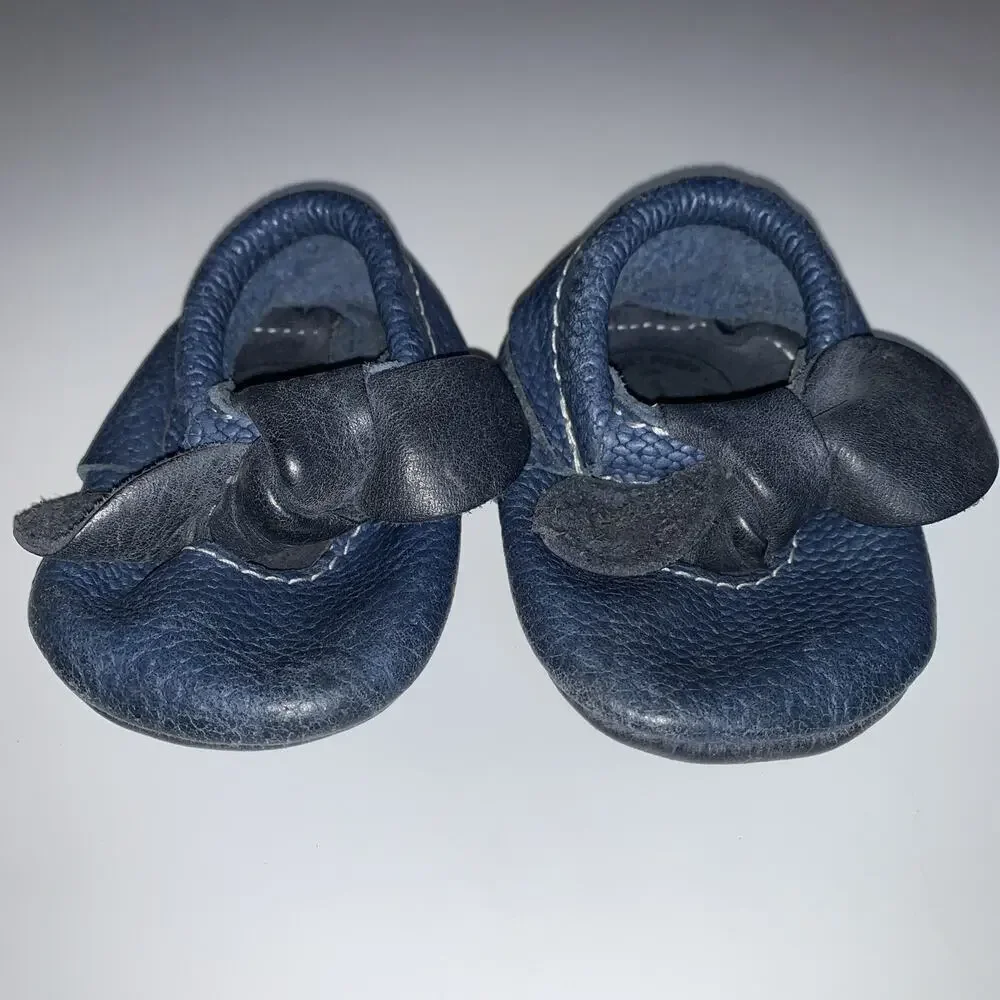 Freshly Picked Toddler Shoes Size 1 Blue Leather Bow Moccasins